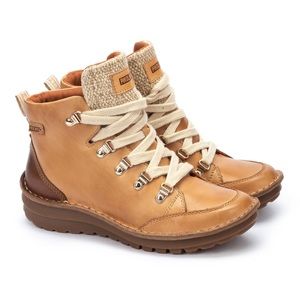 NIB ❄️ Pikolinos Leather Winter Boots